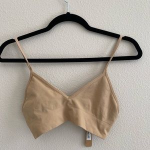 SKIMS soft smoothing bralette in Clay size S New with tag